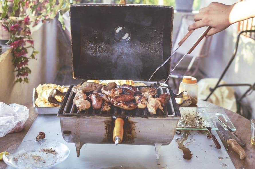 Barbeque smoke produces particles that are known to cause cancer. Grilling smoke cancer smoke fumes bad feng shui kitchen - What are the Reasons Behind Popular Kitchen Feng Shui Rules?
