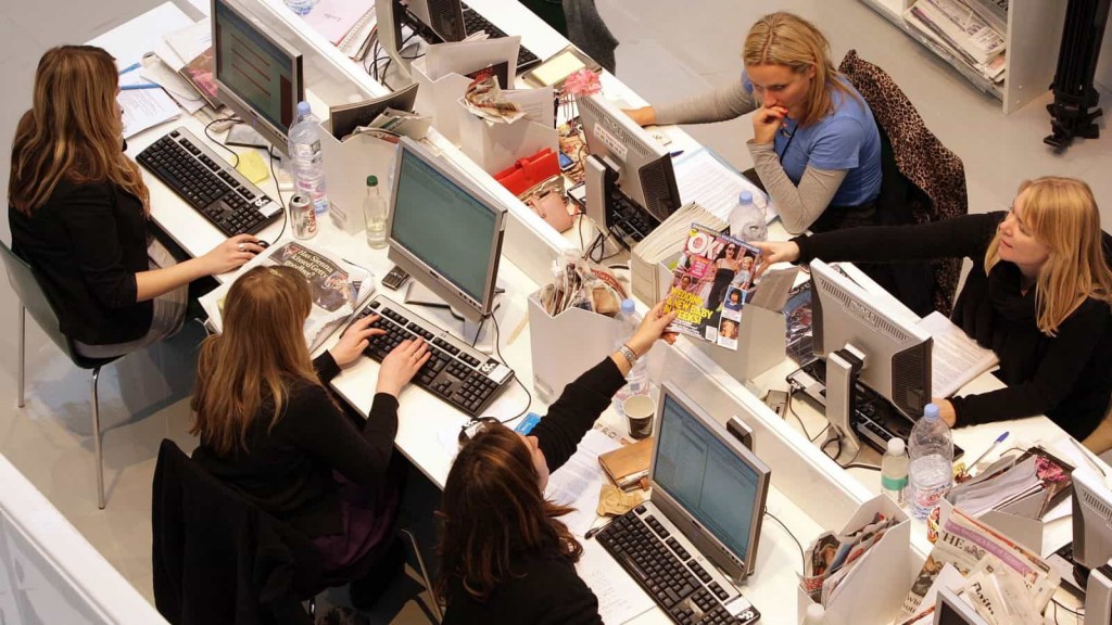 An open-plan office where your co-workers have a great influence on how productive you are. open plan office 1024x576 - 21 Productivity Lessons I Learned from Feng Shui Principles