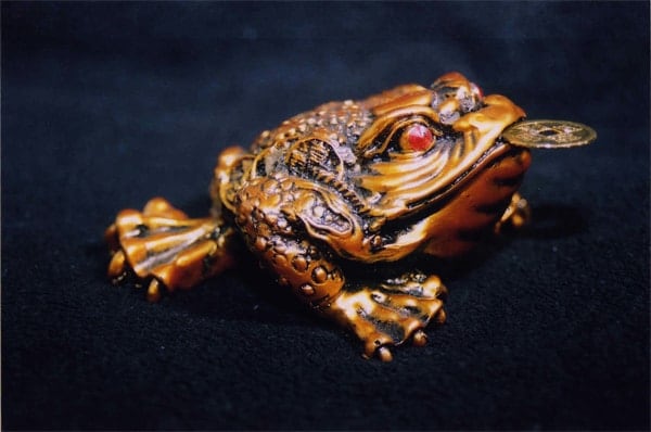 Feng Shui’s three-legged frog is a symbol for begetting of wealth. three legged frog feng shui min - 30 Feng Shui Products & Items: Meaning, Use, and Placement